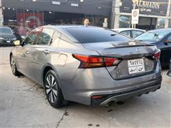 نیسان ئەلتیما